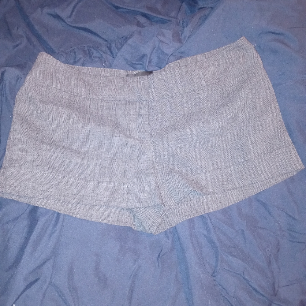 Short dress shorts